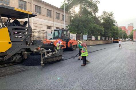 開展道路維修整治 確保市政設施正常運轉(zhuǎn)